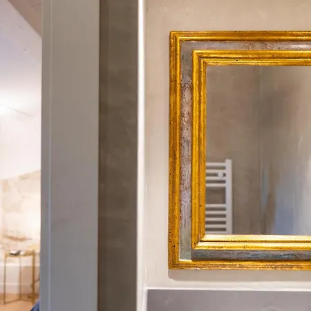 Sui Tetti Di Balarm Boutique